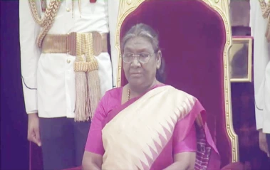 राष्ट्रपति मुर्मुले भव्य राष्ट्रपति भवन समारोहमा पद्म पुरस्कार विजेतालाई सम्मान गर्ने