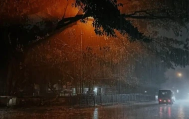 സംസ്ഥാനത്ത് പരക്കെ കനത്ത മഴ ; 12 ജില്ലകളില്‍ മുന്നറിയിപ്പ്; ഭൂതത്താൻകെട്ട് ബാരേജിന്റെ ഷട്ടറുകള്‍ ഉയര്‍ത്തി