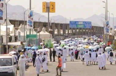 ۱۶؍ لاکھ عازمین ، ۴۷؍ ڈگری درجہ ٔ حرارت ،  مگر جوش عبادت  کم نہیں