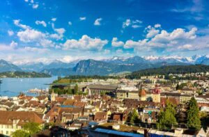 সুইজারল্যান্ডের রূপকথার শহর - Lucerne : হ্রদ, পাহাড় ও ইতিহাসের অপূর্ব মেলবন্ধন।।