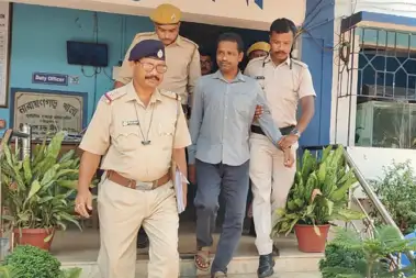 West Midnapore Trinamool leaders arrested                                                                                    দুর্নীতির অভিযোগে পশ্চিম মেদিনীপুর- এ গ্রেপ্তার একাধিক তৃণমূল নেতা