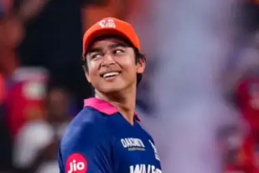 'Fearless, Explosive, Full Of.' Pakistan Great Bows Down In Admiration To Vaibhav Sooryavanshi's Batting, Indians Not Impressed