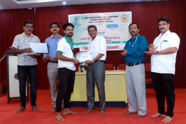 Opportunities Await Everyone, Learn to Identify Them: Veeru Shetty at RUDSET Valedictory Event