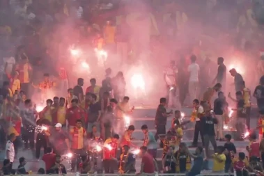 'Champions at last!': East Bengal win maiden ISL trophy as fans turn Salt Lake into carnival