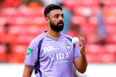 வெற்றிப் பயணத்தைத் தொடருமா கொல்கத்தா - டெல்லிக்கு எதிராக பந்துவீச்சு தேர்வு