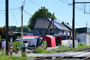 At least 4 killed in train collision with Belgian school bus
