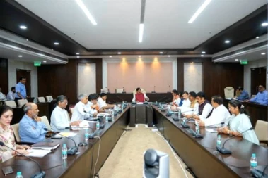 CM Dr.Mohan Yadav News: मुख्यमंत्री डॉ. यादव की अध्यक्षता में मंत्री-मंडलीय समिति की हुई बैठक, सिंहस्थ:2028 के लिए 22 कार्य हुए स्वीकृत, इंटीग्रेटेड कमांड एंड कंट्रोल सेंटर से होगी रियल टाइम मॉनीटरिंग