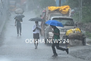 ୪ଦିନ କାଳବୈଶାଖୀ ଆଶଙ୍କା, ଆଜି ବିଜୁଳି ଘଡ଼ଘଡ଼ି ପାଇଁ ଦୁଇ ଜିଲ୍ଲାକୁ ଅରେଞ୍ଜ ୱାର୍ଣ୍ଣିଂ