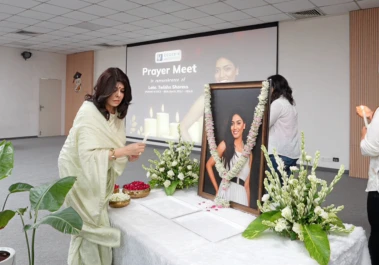 इंदिरा युनिव्हर्सिटीने ट्विशा शर्माच्या स्मरणार्थ 'इंदिरा स्त्री' उपक्रम सुरू केला