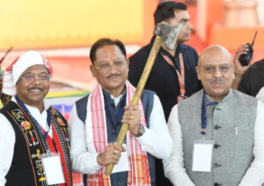 लाल किले में जनजातीय हुंकार: विष्णुदेव साय बोले- दुनिया को प्रकृति संग विकास का रास्ता दिखा सकता है आदिवासी समाज