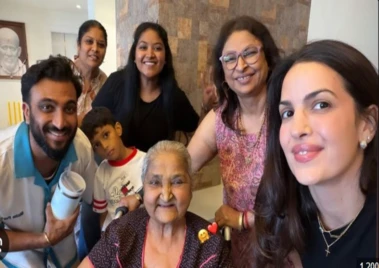 Sports News: ಹಾರ್ದಿಕ್ ಪಾಂಡ್ಯಾರ ತಾಯಿ ಮತ್ತು ಅಜ್ಜಿಯನ್ನು ಭೇಟಿ ಮಾಡಿದ ನಟಿ ನತಾಶಾ