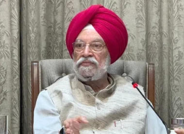 देश में पेट्रोल-डीजल की कोई कमी नहीं, भारत दुनिया का चौथा सबसे बड़ा रिफाइनर : केंद्र
