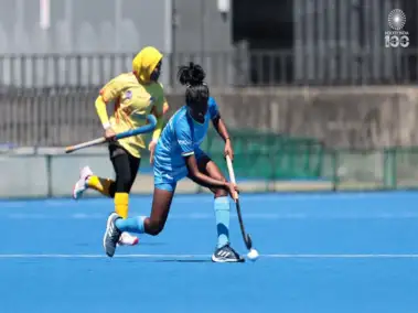 Indian women's hockey team hold nerve to beat Malaysia 2-1 in U18