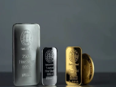 Gold Silver Price Today: जाने आज सोने चांदी के भाव, चांदी में आज 4400 रुपए की तेजी, सोने के भी बढ़े भाव