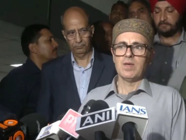 "They should forget about dream of reaching Kolkata": JK CM Omar Abdullah on Pak Minister's remarks