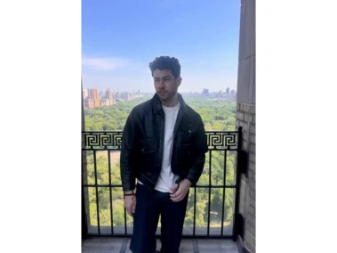 Nick Jonas says real-life boy band experience helped shape 'Power Ballad' character