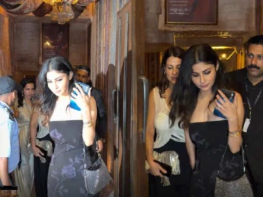 Photos: Mouni Roy Makes First Public Appearance Amid Divorce Rumours