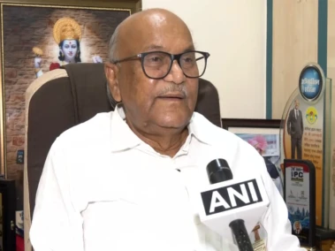 Amid nationwide medicine sales strike call today, AIOCD chief Shinde seeks halt to online sale of medicines