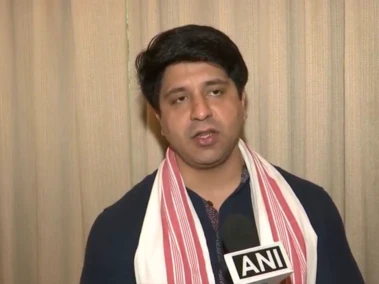'Remote-controlled president': BJP's Poonawalla on Kharge's 'ask Rahul Gandhi' remark