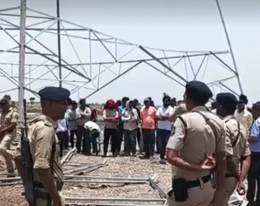 Morbi Farmers Power Grid Dispute: મોરબીના હળવદમાં ખેડૂતોનો ઉગ્ર વિરોધ: 765 કેવી વીજલાઈન મુદ્દે હોબાળો