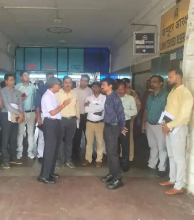 ଖୋର୍ଦ୍ଧା ରୋଡ୍ ରେଳଷ୍ଟେସନ ନିରୀକ୍ଷଣ କଲେ ପୂର୍ବତଟ ରେଳପଥର ମହାପ୍ରବନ୍ଧକ : ଯାତ୍ରୀ ସୁବିଧା ଏବଂ ସୁରକ୍ଷା ବ୍ୟବସ୍ଥାର ସମୀକ୍ଷା