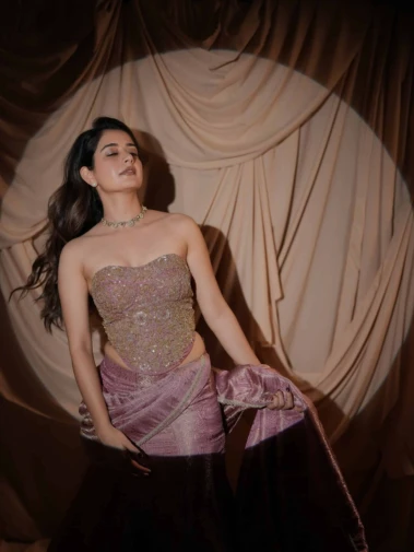Pic Talk: Ashika Shines In Golden Glam