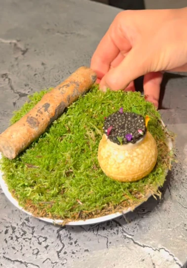 Viral Video: Internet Reacts To 'Caviar Pani Puri' At Two Michelin-Starred Restaurant Alchemist