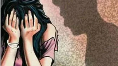 ફાયર વિભાગના કર્મચારીએ હેવાનિયતની હદ વટાવી, યુવતીને ગાળો ભાંડી છેડતી કરી