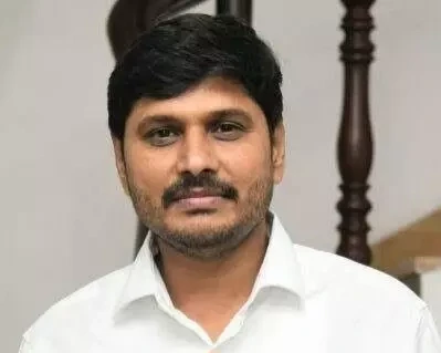 Kuppam: Police arrest YSRCP leader Pudi Srihari for objectionable social media posts on CM Naidu