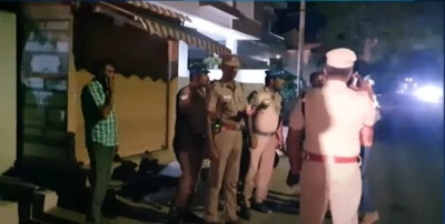 பொள்ளாச்சி கோழிப்பண்ணையில் ஐடி ரெய்டு: ரூ.32 கோடி பறிமுதல்!