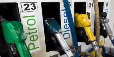 Running Out of Fuel? Indian Oil Issues Urgent Clarification Amid Massive Crowds at Petrol Pumps