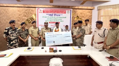 झारखंडमध्ये 'टायगर'चे आत्मसमर्पण!