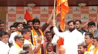 Eknath Shinde : बच्चू कडू दिव्यांग, शेतकरी, गोर-गरीबांचा नेता, उमेदवारीसाठी नव्हे तर सर्व घटकांना न्याय देण्यासाठी हाती भगवा; पक्ष प्रवेशानंतर एकनाथ शिंदे नेमकं काय म्हणाले?