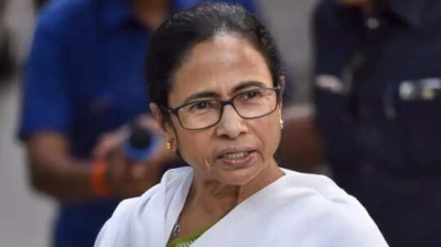 పశ్చిమబెంగాల్‌ రాజకీయాల్లో సంచలనం: సీఎం మమతా బెనర్జీ ఘోర ఓటమి... రెండోసారి సువేందు అధికారి చేతిలో పరాజయం