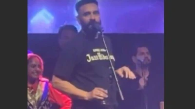 Punjabi Singer Babbu Maan: ਬੱਬੂ ਮਾਨ ਦੇ ਬਿਆਨ ਨੇ ਲਿਆਦਾਂ ਭੂਚਾਲ, ਪੋਡਕਾਸਟਰਾਂ ਅਤੇ ਪੱਤਰਕਾਰਾਂ ਨੂੰ ਕਿਹਾ ਮਿੱਟੀ ਦੇ ਸੱਪ; ਪੰਜਾਬੀ ਗਾਇਕ ਬੋਲਿਆ- ਸਾਹਮਣੇ ਆ ਕੇ ਲੜੋ...