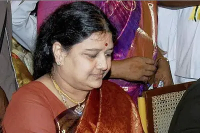 AIADMK leader Sasikala bids adieu to Tamilnadu Politics