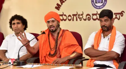 ಗೋವು, ಹಿಂದೂಗಳು ವೋಟಿಗೆ ಮಾತ್ರವೇ? ರಿಷಿಕುಮಾರ ಸ್ವಾಮೀಜಿ