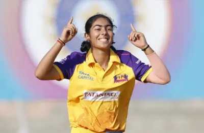 Who is Parshavi Chopra | Bio | Stats | UP Warriorz Player