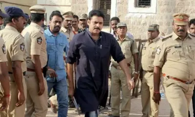 బ్రేకింగ్.. పవన్ కళ్యాణ్ వ్యక్తిగత సిబ్బందికి కరోనా పాజిటివ్..!