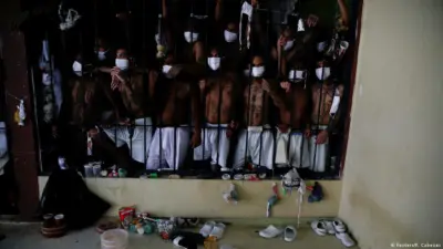 ছোট অপরাধে বড় শাস্তি, কারাগারে উপচে পড়া ভিড়