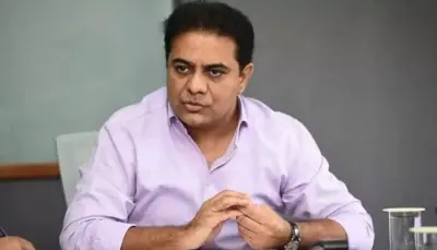 ఖమ్మంలో గులాబీ జెండా ఎగరాలి