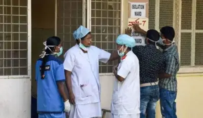 ലോക്ക് ഡൗണില് യാത്രാ സൗകര്യമില്ലെന്ന് പരാതി; സ്റ്റാഫ് നഴ്സിന് മെമ്മോയും ജാതീയ അധിക്ഷേപവും