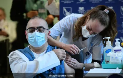 Vaccinated people may still spread Covid: UK expert
