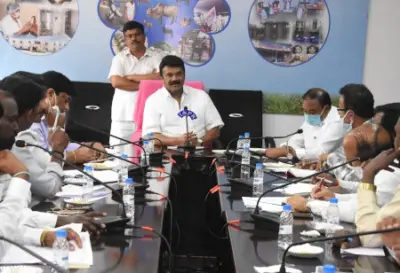 మత్స్యకారుల అభివృద్ధి కోసం ప్రభుత్వం చర్యలు : తలసాని