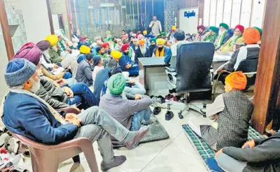 వాయిదాను తిరస్కరిస్తున్నాం