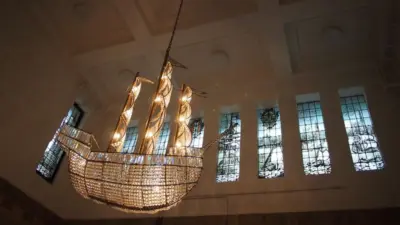 Jagmag Light's Stunning Ship-shaped Crystal Chandelier Shines Brightly at Hazrath Peer Anwaar Alisha Dargah in Vellore, Tamil Nadu