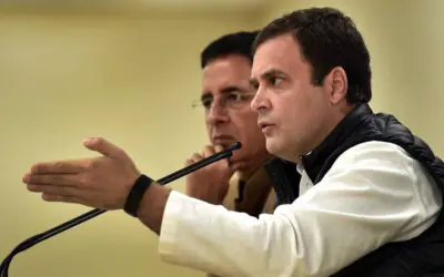 महाराष्ट्रात काँग्रेसला मोठे निर्णय घेण्याचा अधिकार नाही - राहुल गांधी