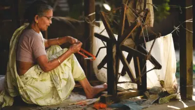 हस्तशिल्प वस्तुओं की कस्टम डिजाइनिंग
