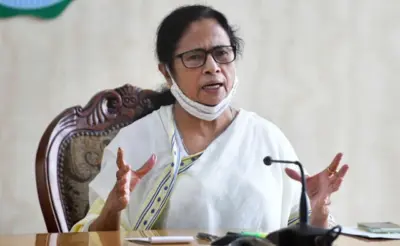 স্বাস্থ্য সাথী কার্ড নিয়ে কড়া বার্তা স্বাস্থ্য কমিশনের
