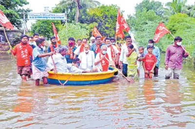 మీ నాన్న పేరు చెడగొడుతున్నావ్
